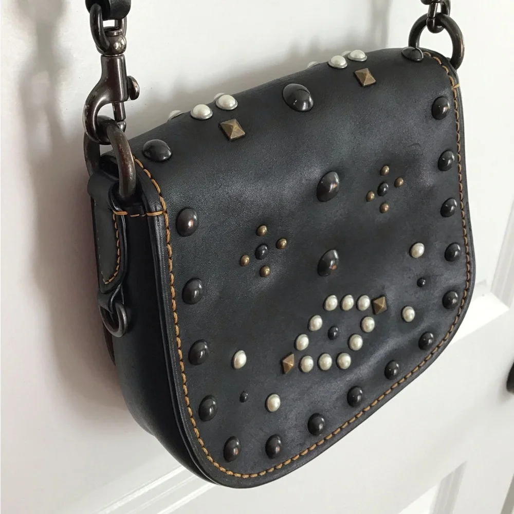 Coach 1941 Saddle 23 Crossbody bag Western Rivets Studs Black Leather - Picture 3 of 8